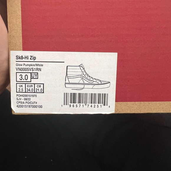 New Halloween Glow in the Dark Pumpkin Sk8 Hi Vans - Picture 13 of 14